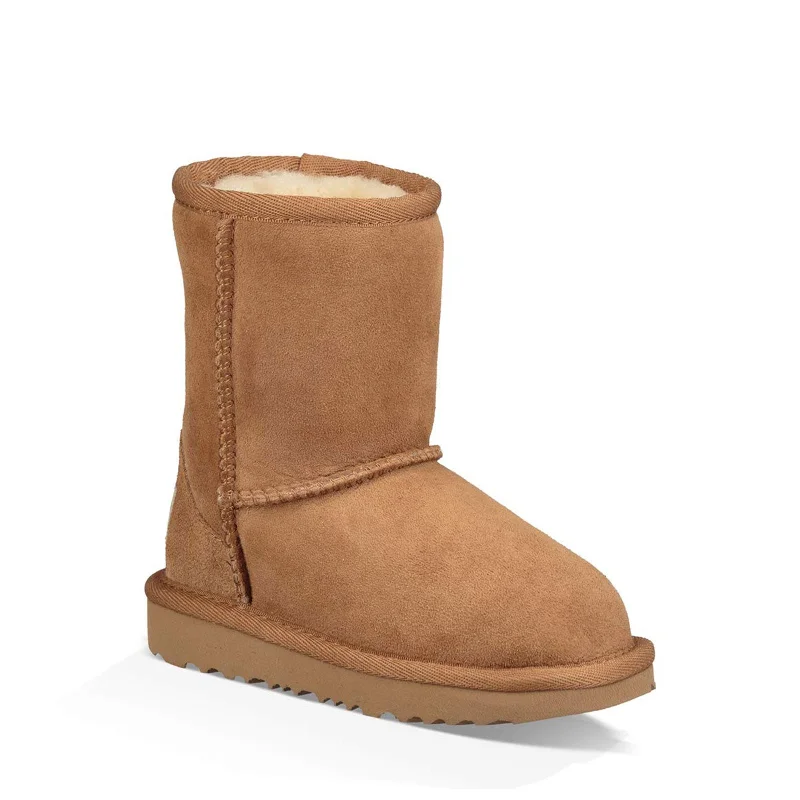 boots for snowy and icy conditions-UGG Unisex-Child Classic Ii Boot, Chestnut