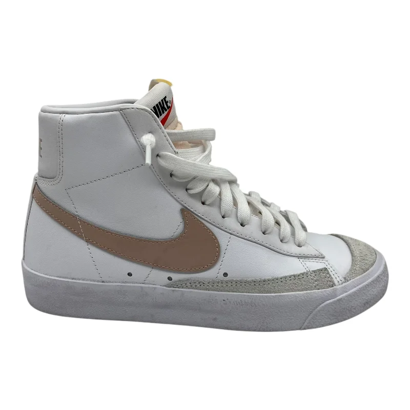 chunky athletic shoes trend-Shoes Sneakers By Nike In White, Size:7.5