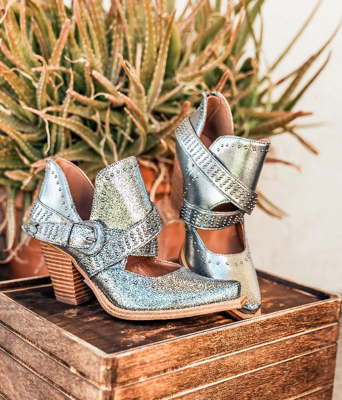 boots with slip-resistant soles-Fiona Ankle Boot in Silver