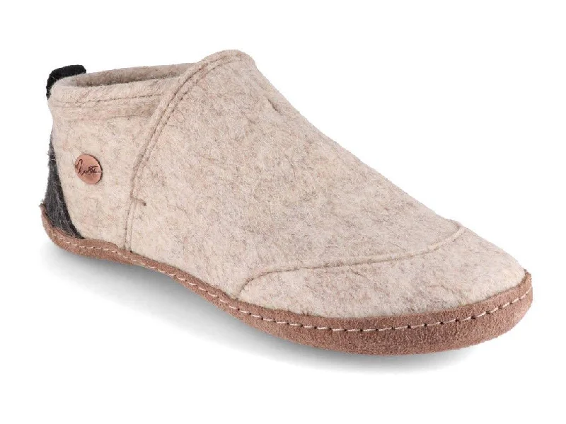 Slippers in soft purple-WoolFit® ankle high Felt Slippers | Taiga, beige