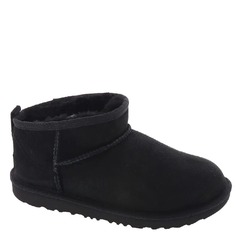 boots for everyday wear in cold weather-UGG Unisex-Child Classic Ultra Mini Boot, Black