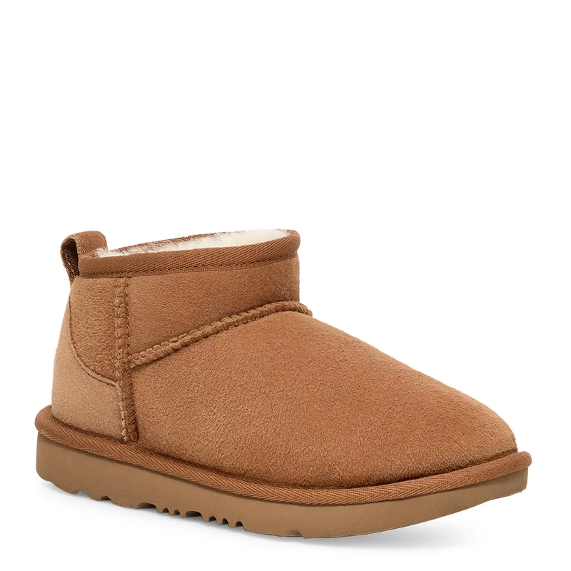 boots for wearing in freezing temperatures-UGG Unisex-Child Classic Ultra Mini Boot, Chestnut