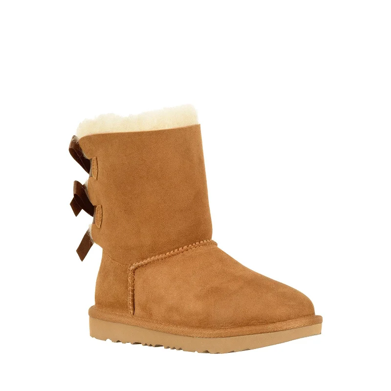 stylish boots with extra traction for winter-UGG Unisex-Child Bailey Bow Ii Boot, Chestnut