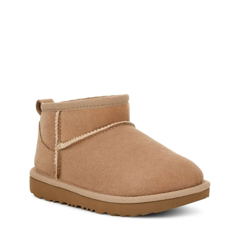 boots for trekking in snow-covered trails-UGG Unisex-Child Classic Ultra Mini Platform Boot, Sand Little Kid