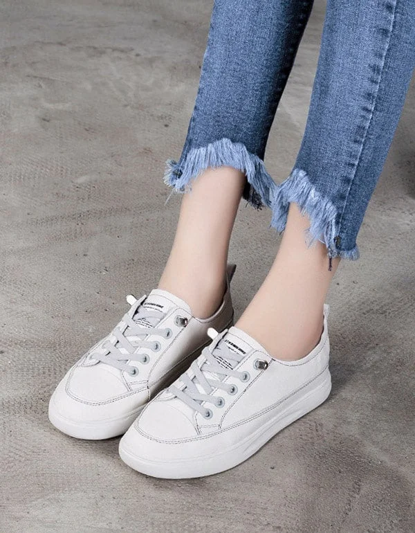 light athletic shoes kids-Casual Leather Sneakers For Women White