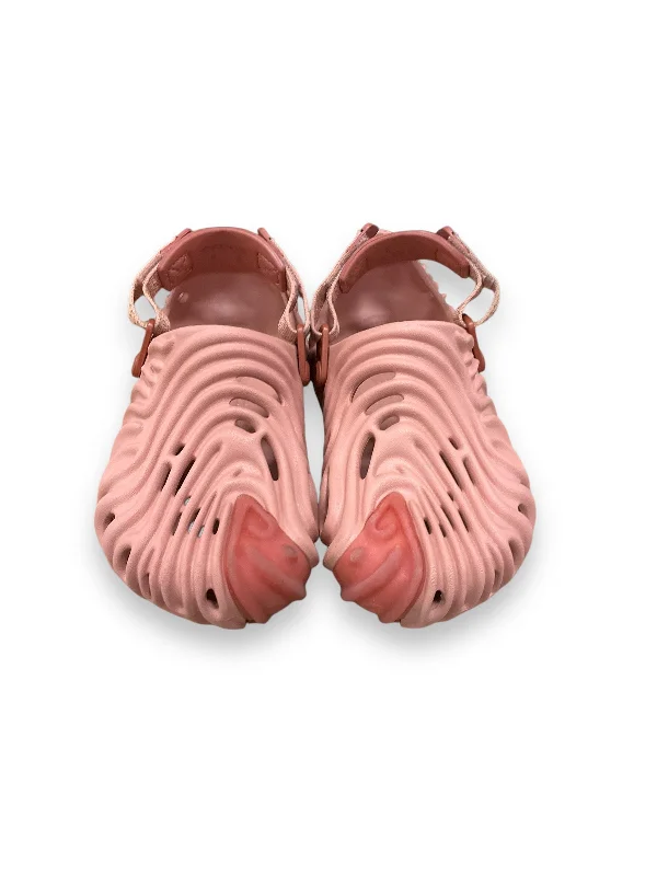 flair flats premium-Flexible flats for travelShoes Flats By Crocs In Peach, Size: 8