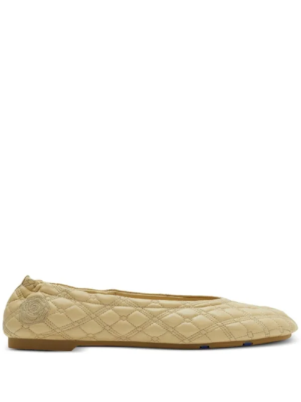 Burberry Women's Flat Shoes