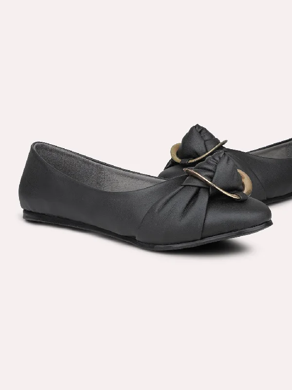 vibe flats trendy-Flats for swollen feetWomen Black Buckle Detailed ballerinas Flats