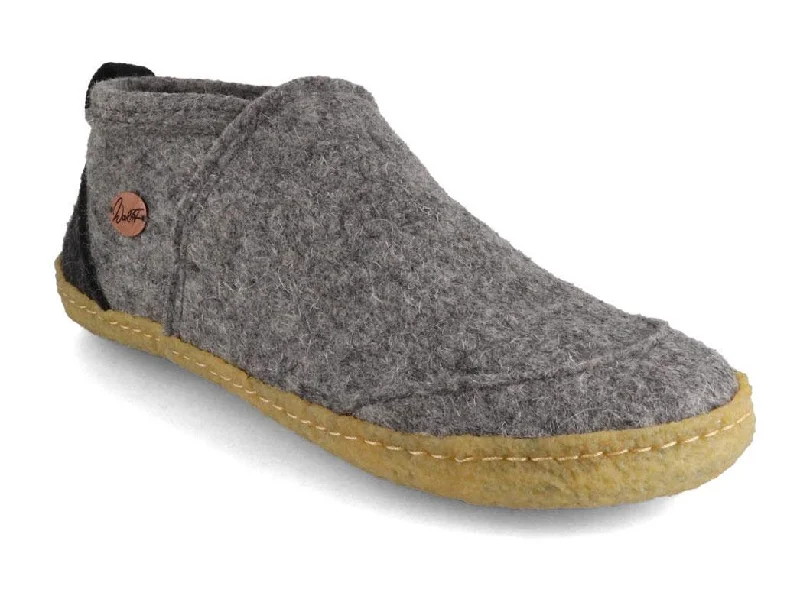 Slippers in pale gray-WoolFit® Office Slippers Taiga with Rubber Sole, light gray