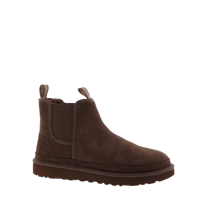 boots for trekking in winter-UGG Men's Neumel Chelsea Boot, Grizzly