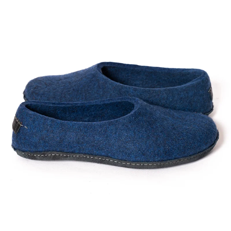 Slippers in light gray-Men's Classic Wool Slippers - Dark Blue