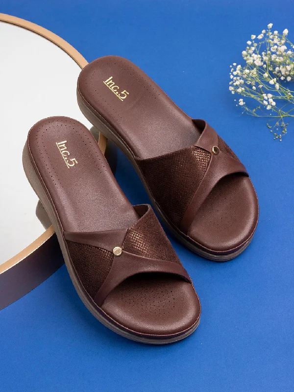 bounce flats casual-Flats for wedding guestsWomens Brown Solid Round Toe Casual Slip-On Flats